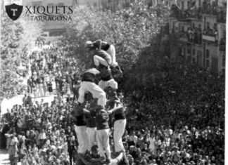 Castells amb ajudes: Els primers 4de8 tarragonins del segle XX