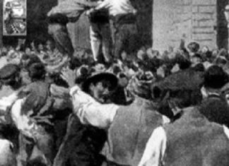 El pilar de set amb folre que va caminar catorze passes