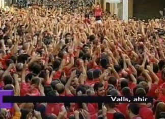 TAC12 Notícies. El 4d9 sense folre de la Vella i la Joves, el millor castell de Santa Úrsula